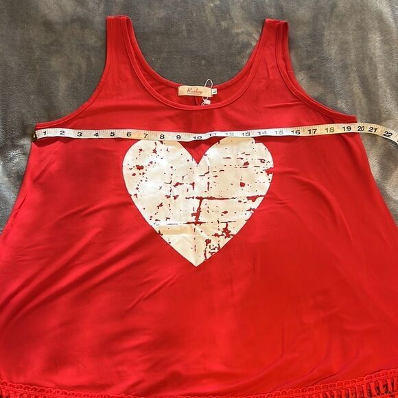 ROSHOP Red Lacy Bottom Heart Tank Top. Large - Picture 3 of 5